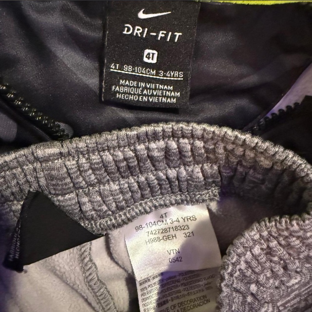 Nike Dri-FIT Heather Gray Jogger Set - Picture 2 of 3